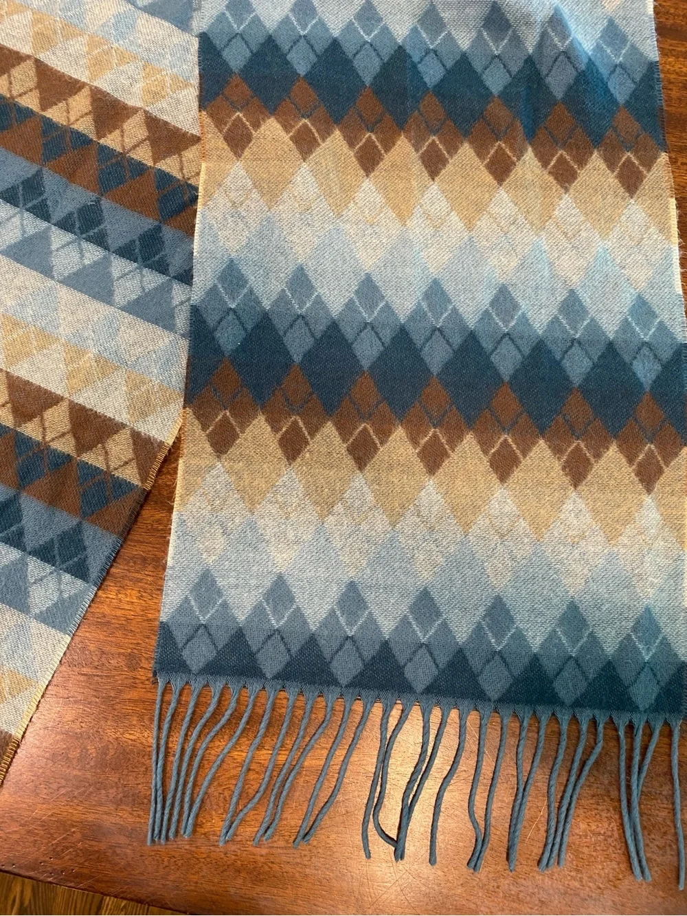 Cashmere Scotland scarf argyle tassel fringe 100% cashmere blue brown luxury